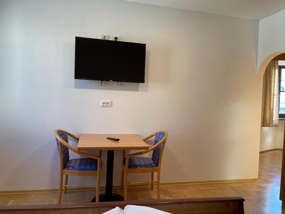 Gasthof Goldenes Lamm Vahrn Ngoại thất bức ảnh