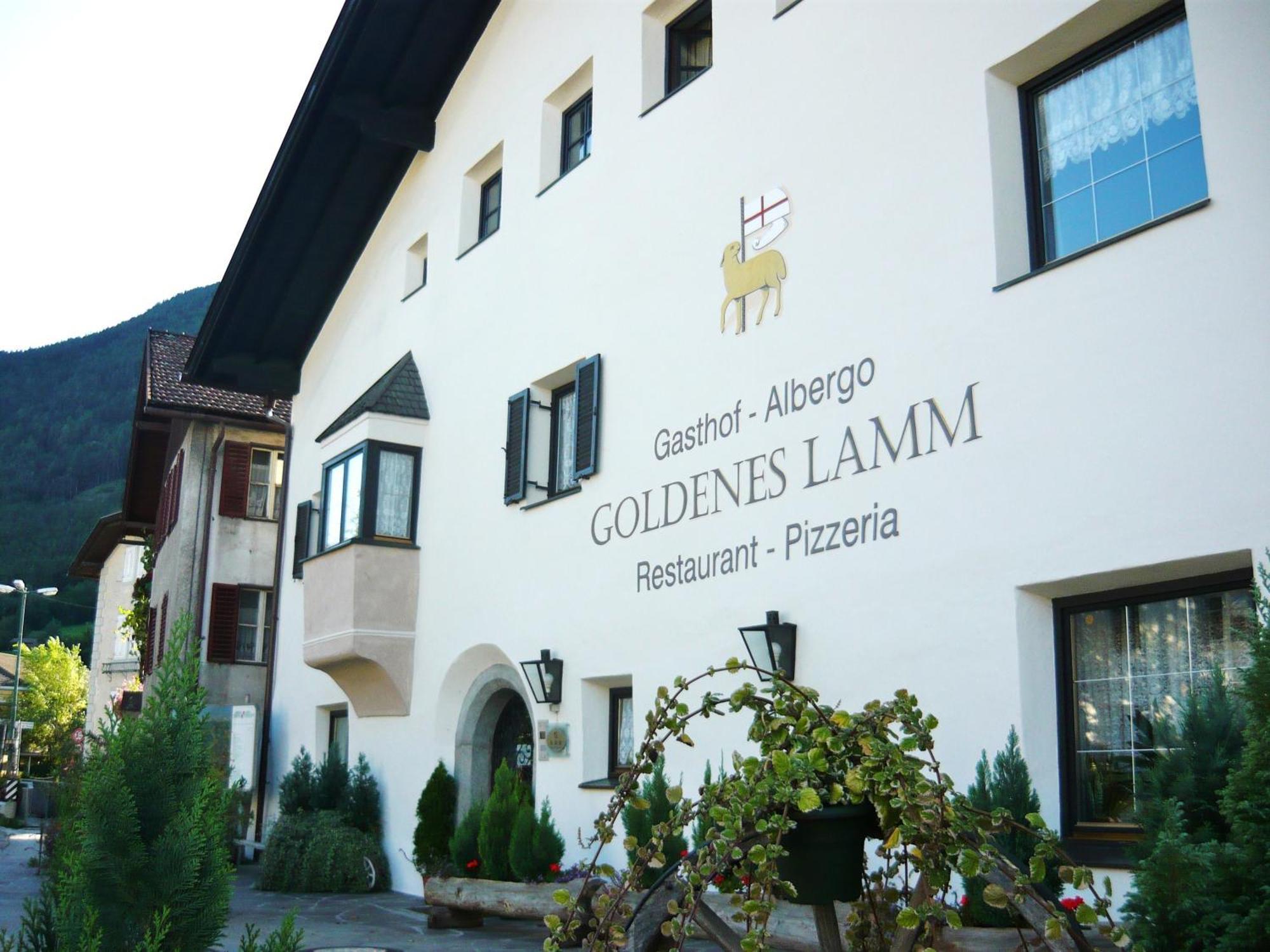 Gasthof Goldenes Lamm Hotel Vahrn Ngoại thất bức ảnh