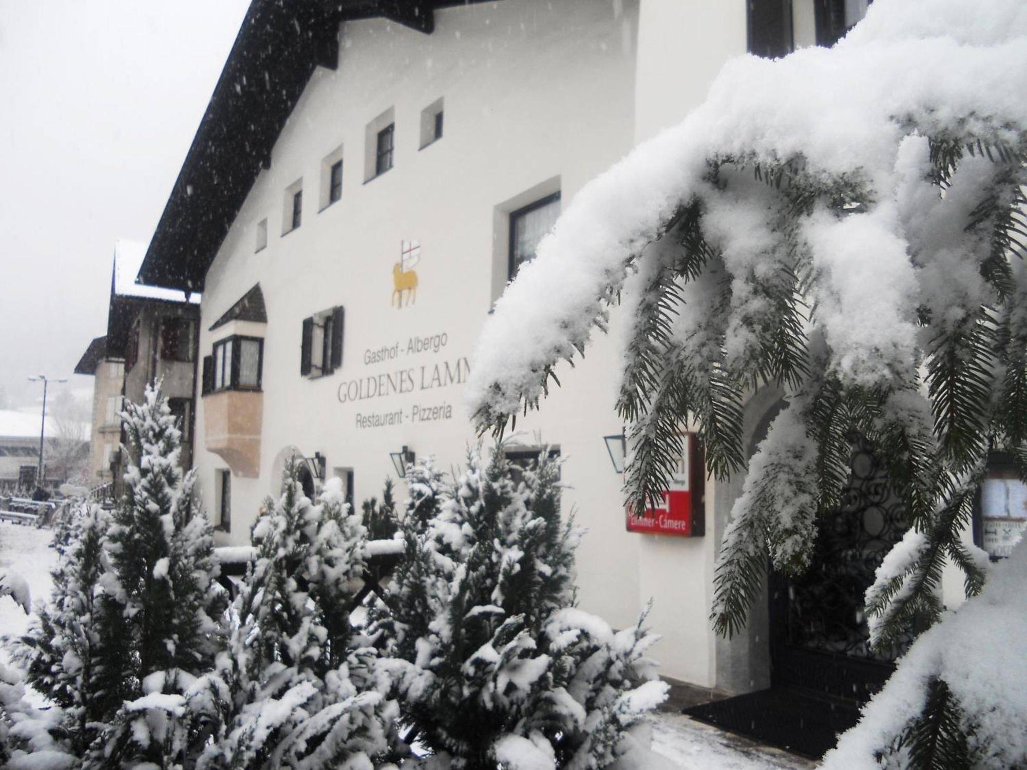 Gasthof Goldenes Lamm Vahrn Ngoại thất bức ảnh