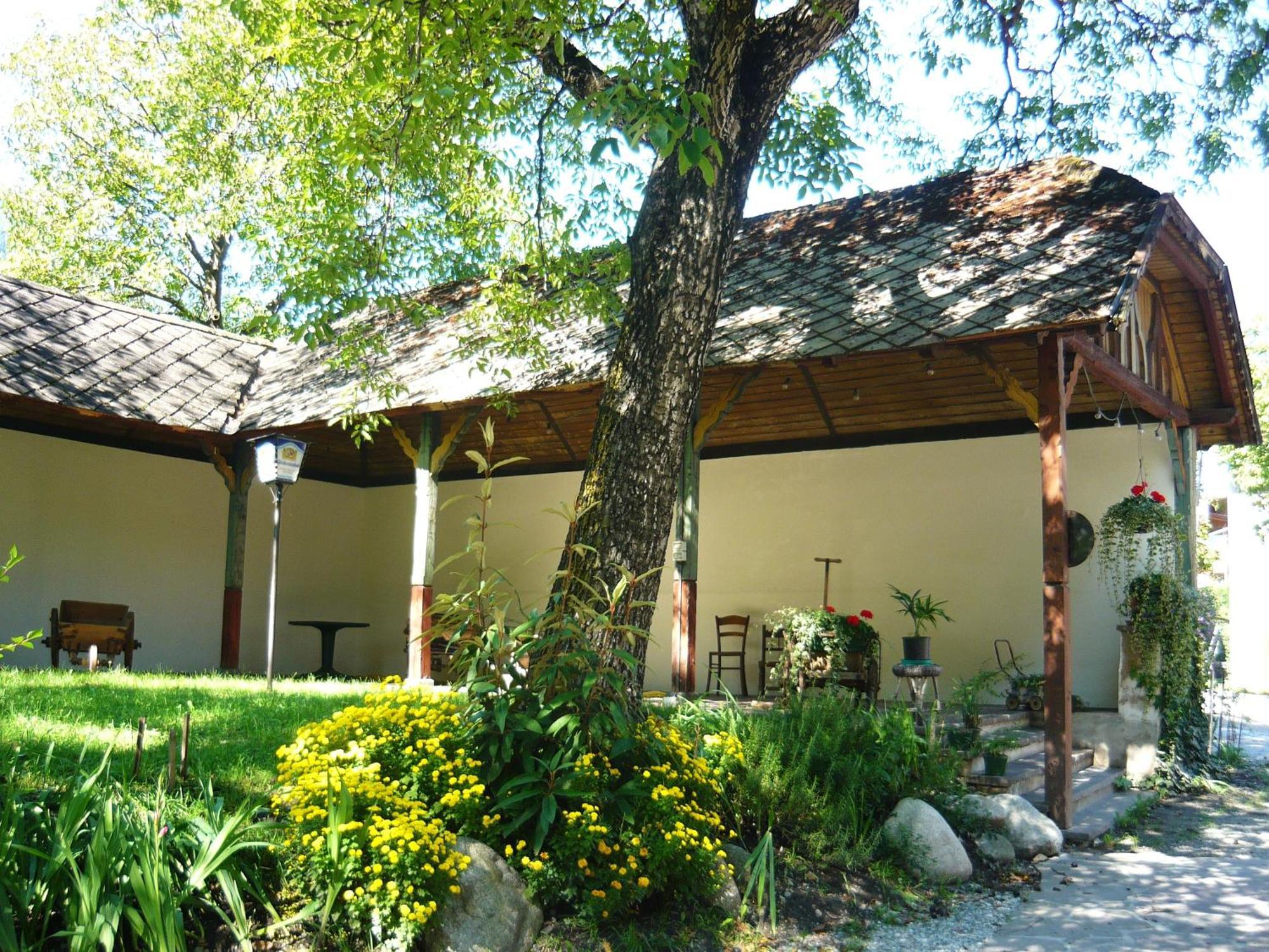 Gasthof Goldenes Lamm Vahrn Ngoại thất bức ảnh