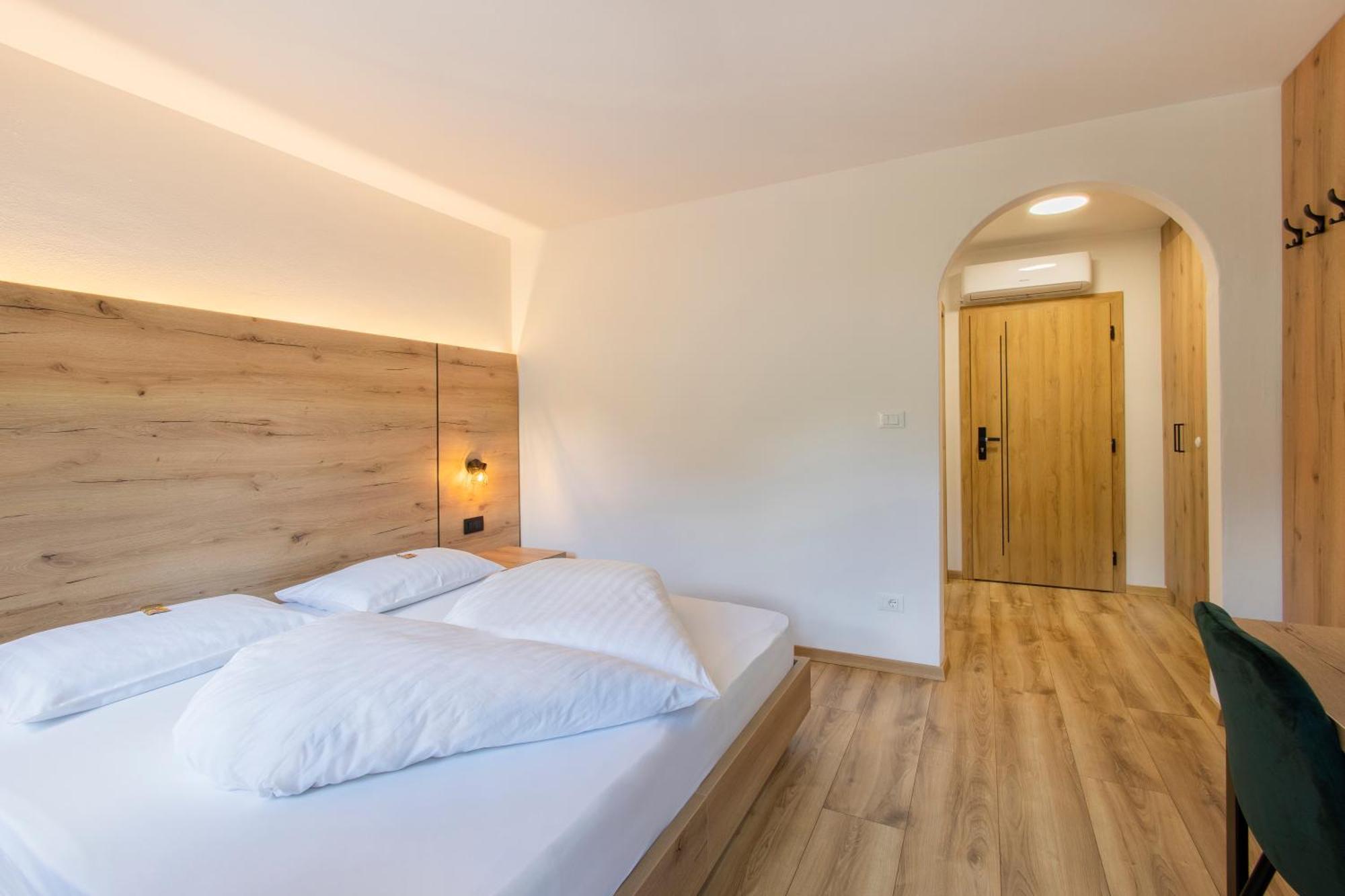 Gasthof Goldenes Lamm Vahrn Ngoại thất bức ảnh