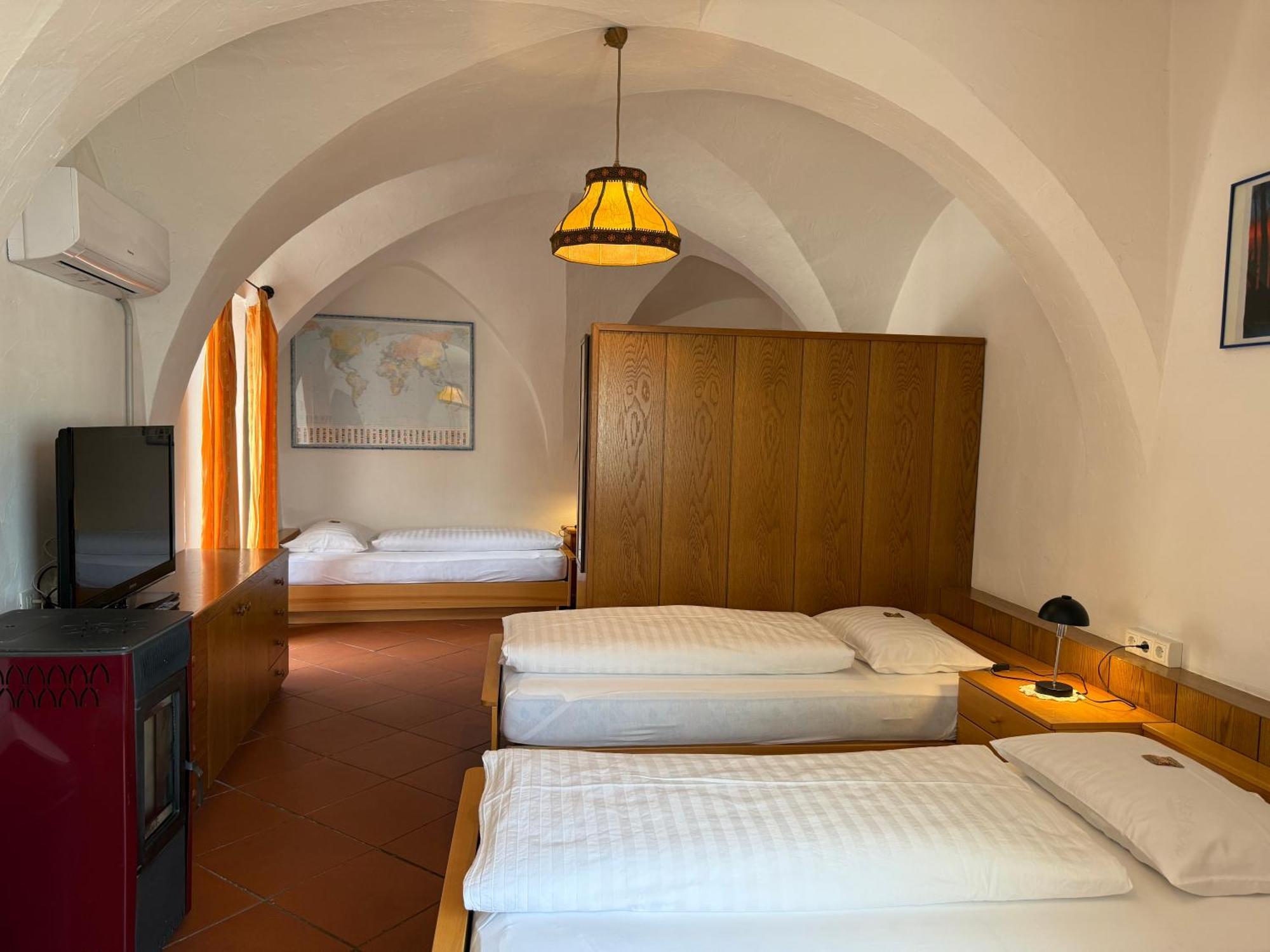 Gasthof Goldenes Lamm Vahrn Phòng bức ảnh
